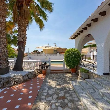 Dalia - Plusholidays Villa *