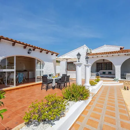 Villa Dalia - Plusholidays *