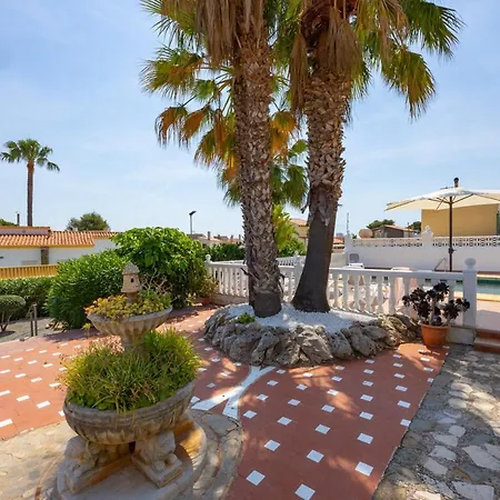 Villa Dalia - Plusholidays *